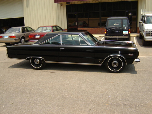 Product picture 1966 Plymouth Valiant V-100/V-200/Signet/Barracuda Workshop DOWNLOAD